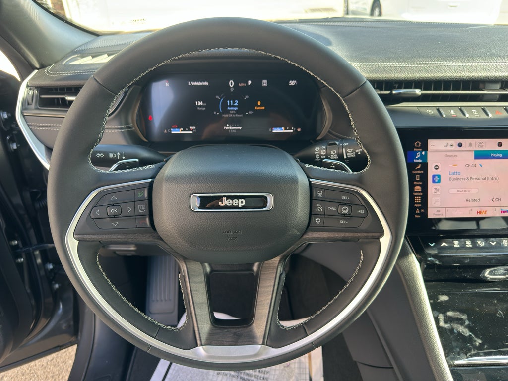 2026 Jeep Grand Cherokee Laredo Altitude