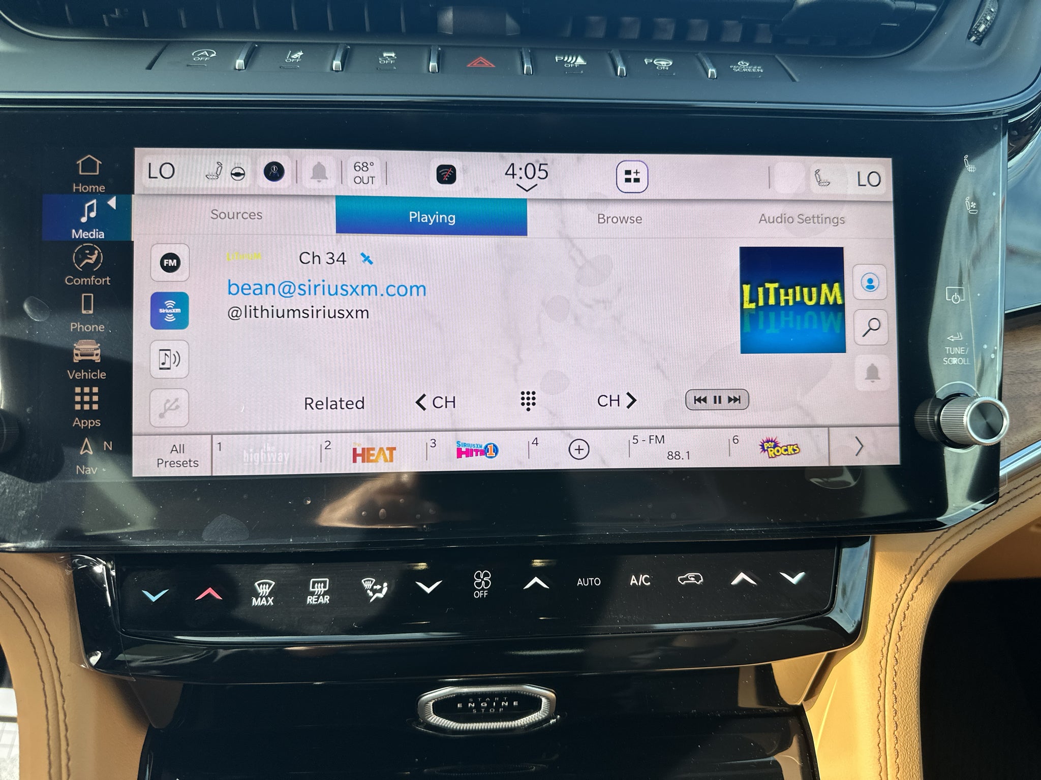 2027 Jeep Grand Cherokee Summit