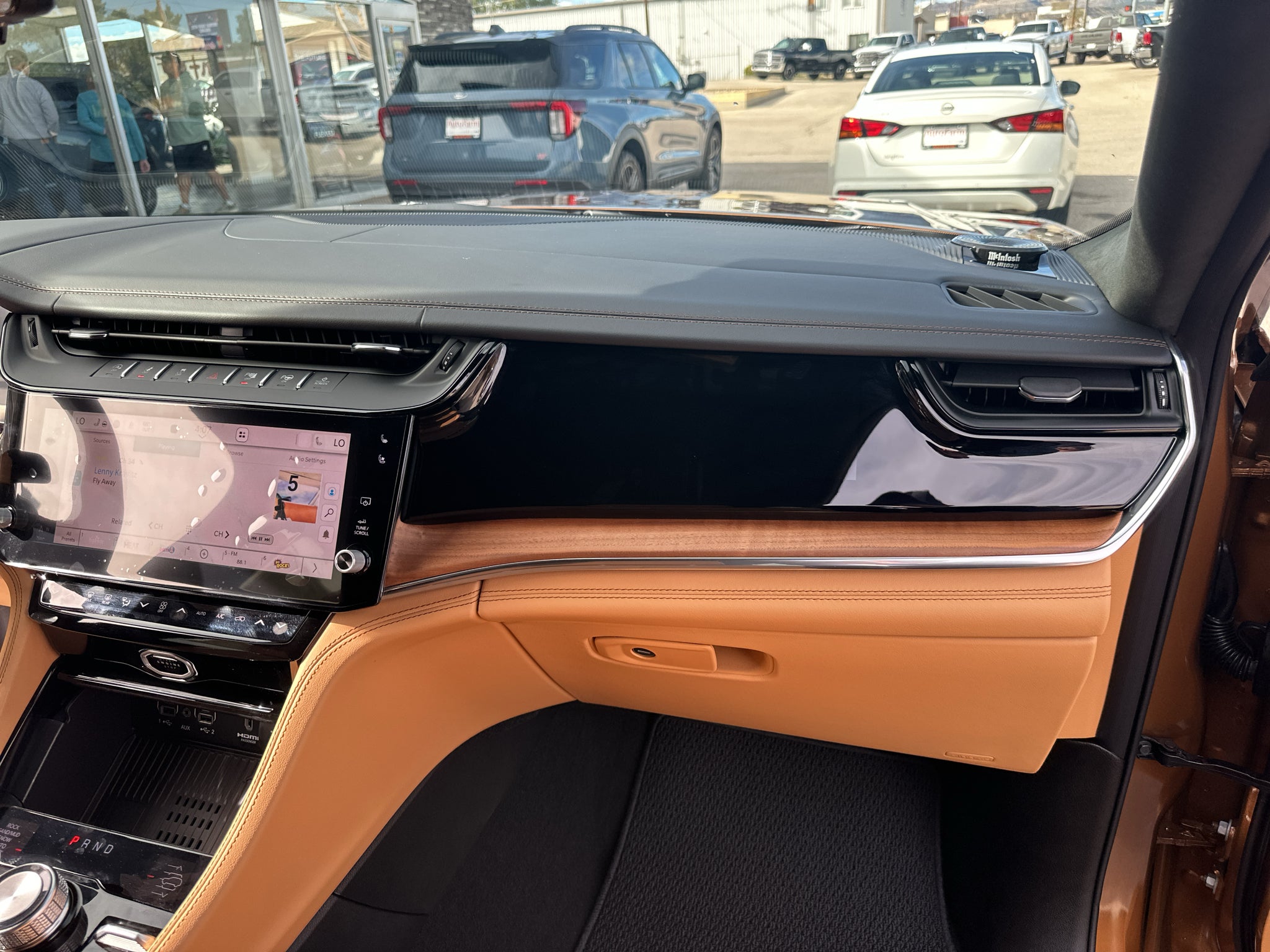 2027 Jeep Grand Cherokee Summit