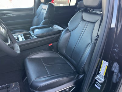 2025 Jeep Wagoneer L L