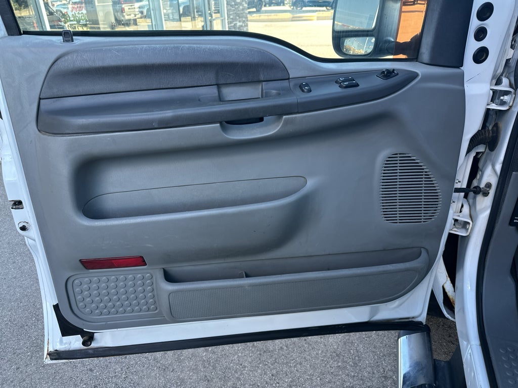 2004 Ford F-250 Base