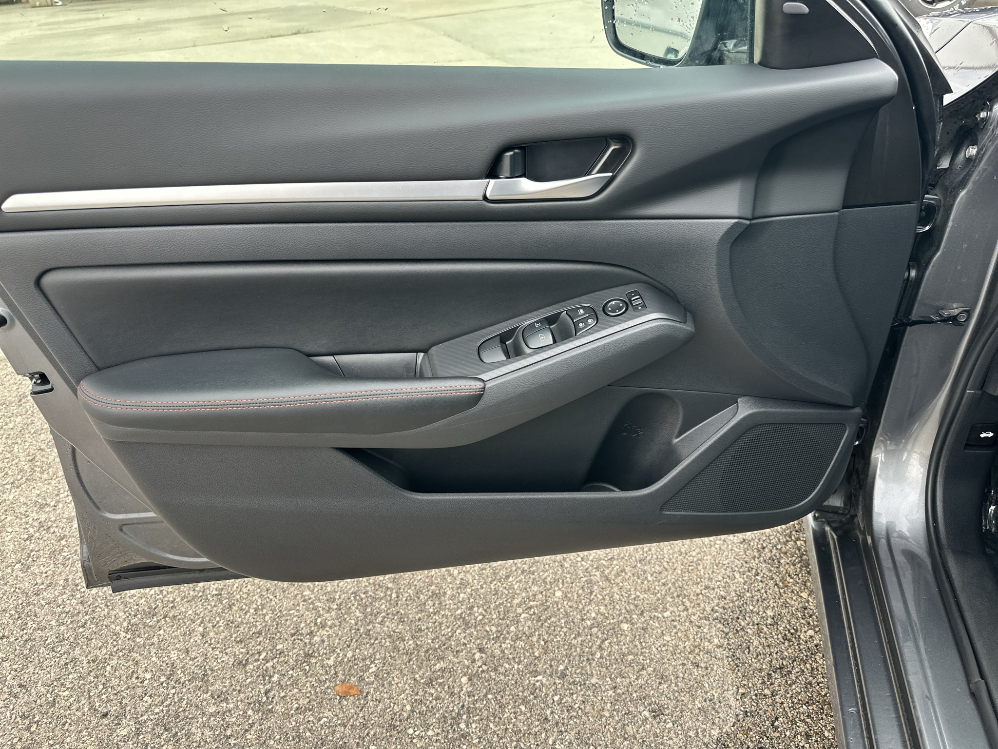 2026 Nissan Altima SR