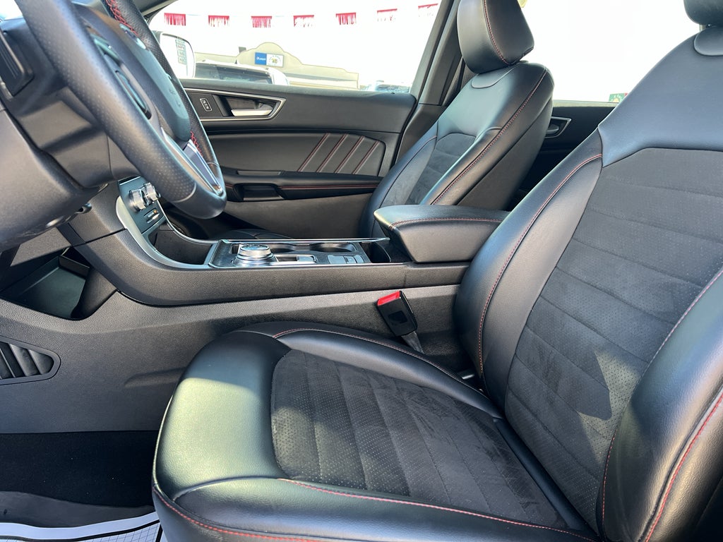 2022 Ford Edge ST-Line