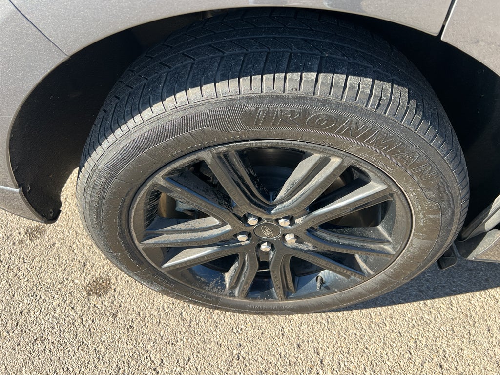 2022 Ford Edge ST-Line