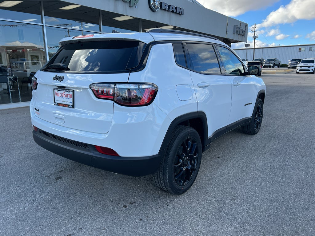 2026 Jeep Compass Latitude Altitude