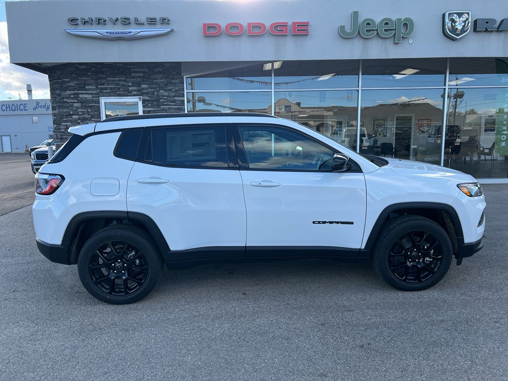 2026 Jeep Compass Latitude Altitude