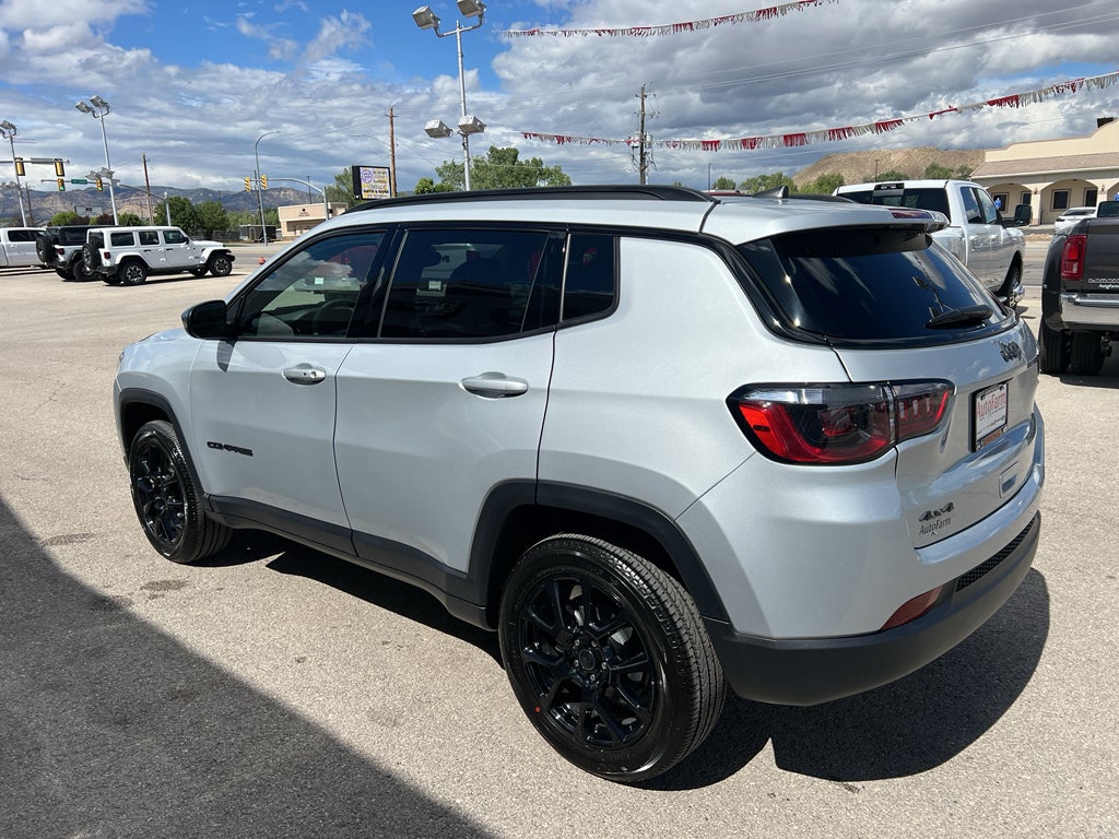 2026 Jeep Compass Latitude Altitude