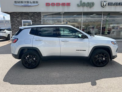 2026 Jeep Compass Latitude Altitude