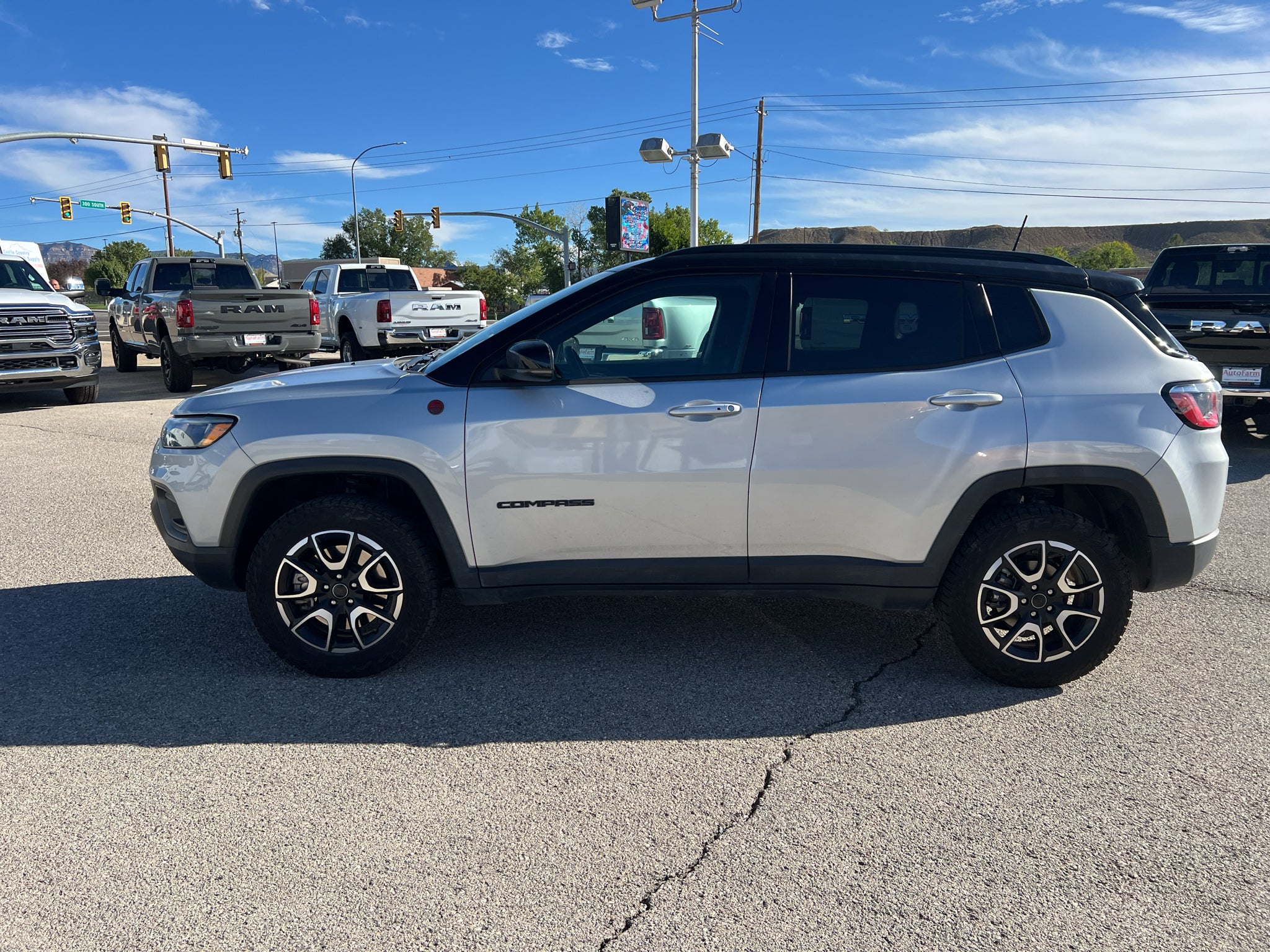2025 Jeep Compass Trailhawk