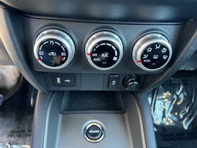 2024 Mitsubishi Outlander Sport S