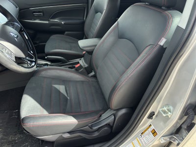 2024 Mitsubishi Outlander Sport ES