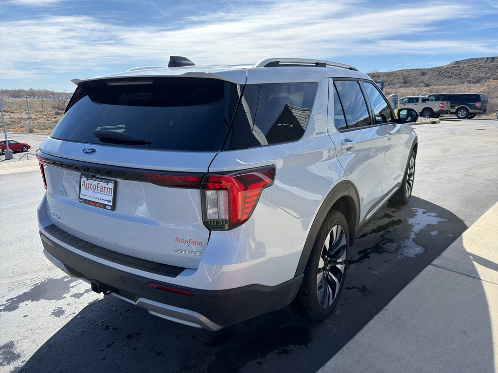 2025 Ford Explorer Platinum