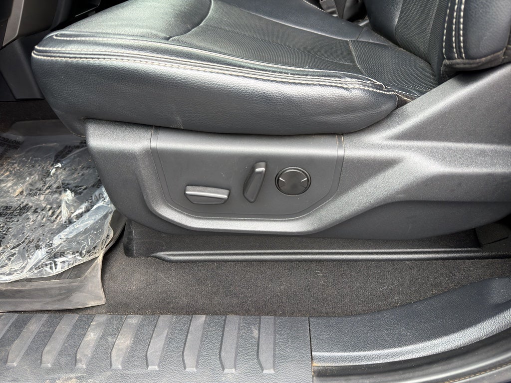 2022 Ford F-350 LARIAT