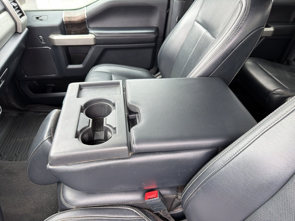 2022 Ford F-350 LARIAT