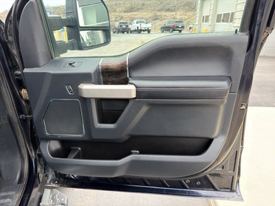 2022 Ford F-350 LARIAT