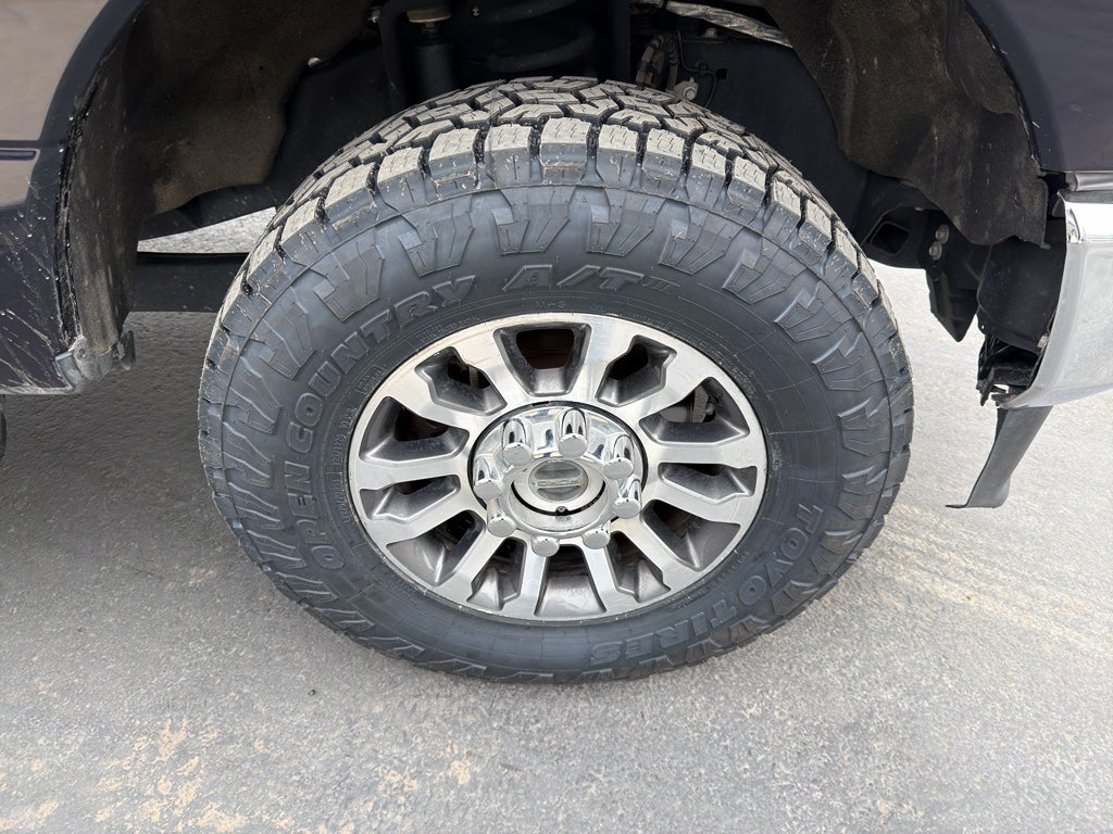 2022 Ford F-350 LARIAT