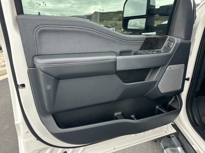 2023 Ford F-350 LARIAT