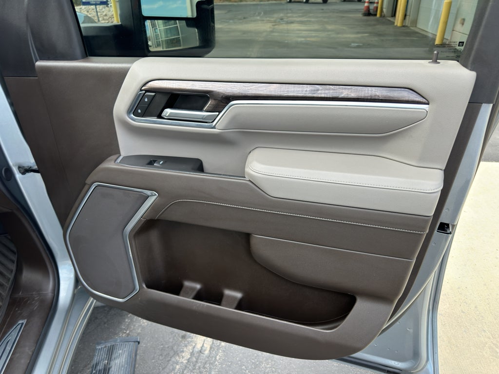 2024 Chevrolet Silverado LTZ