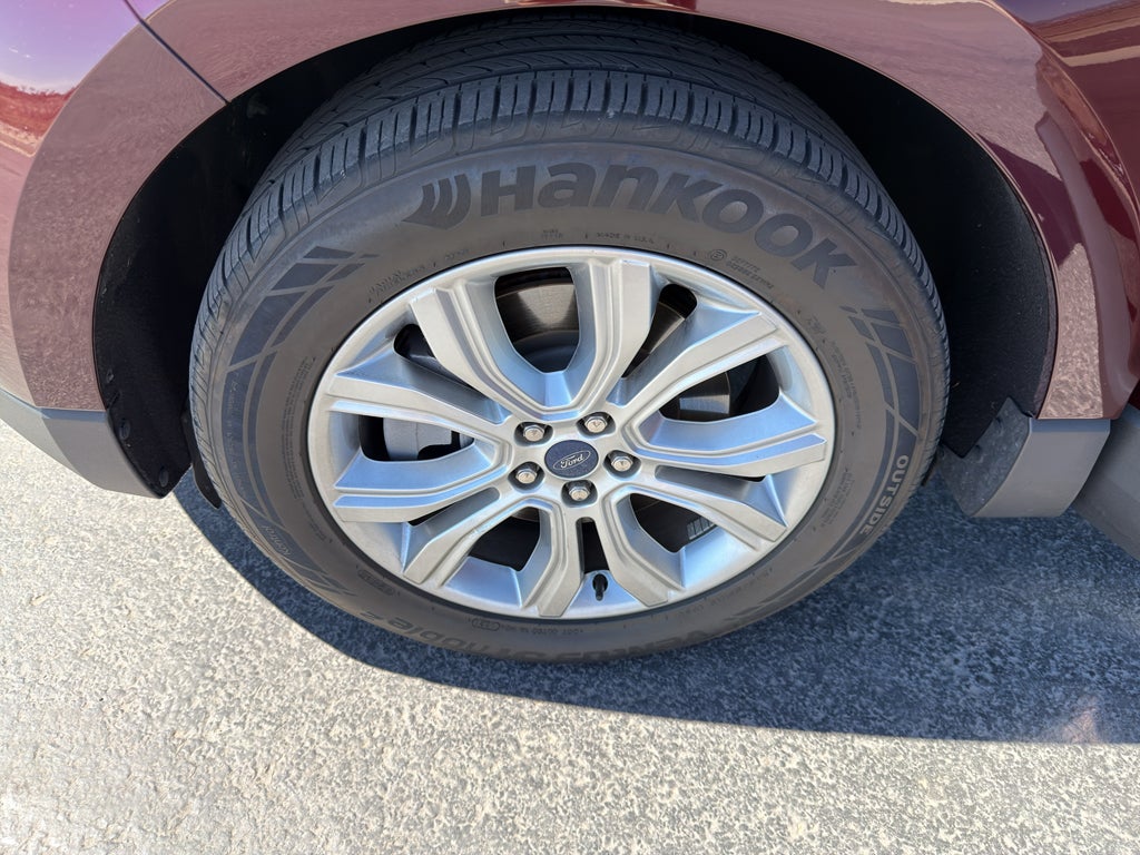 2021 Ford Edge Titanium