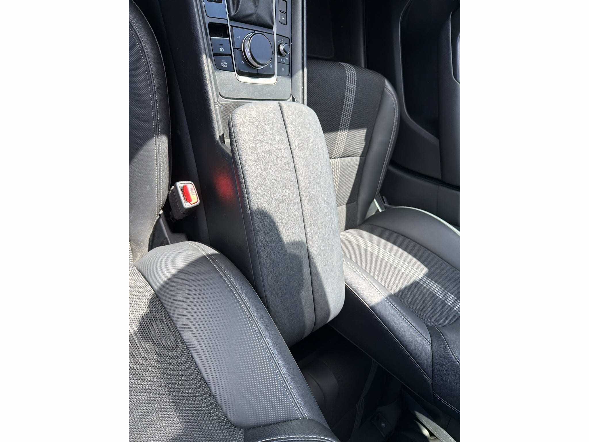 2025 Mazda Mazda CX-50 Hybrid Preferred Package