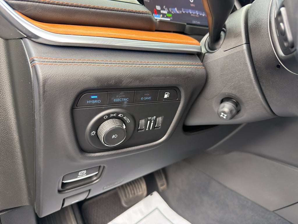 2023 Jeep Grand Cherokee 4xe Summit Reserve