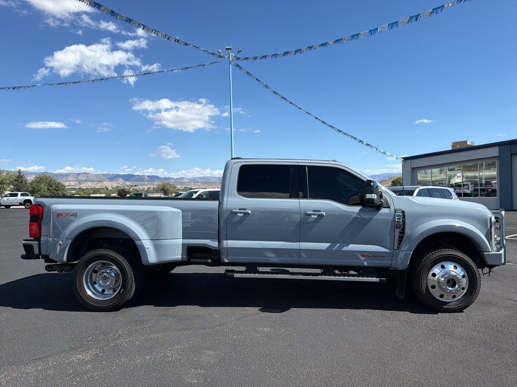 2024 Ford F-450 LARIAT