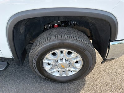 2026 Chevrolet Silverado LT