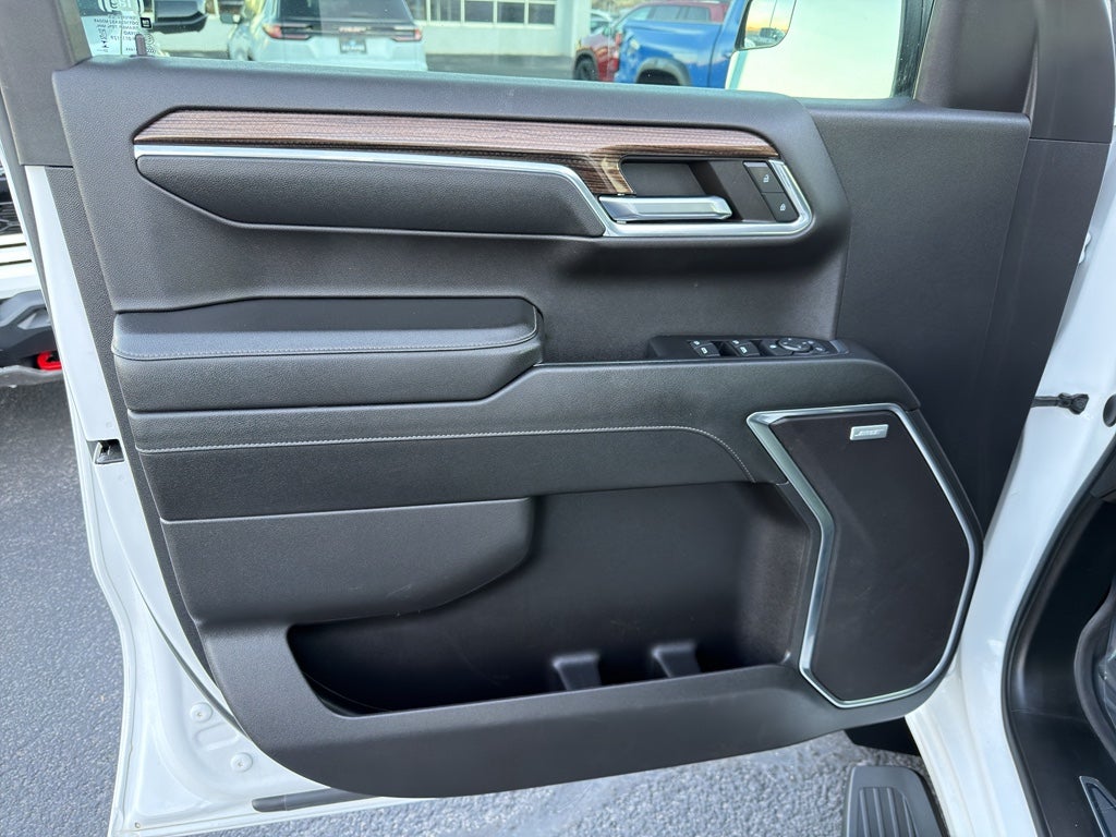 2024 Chevrolet Silverado RST