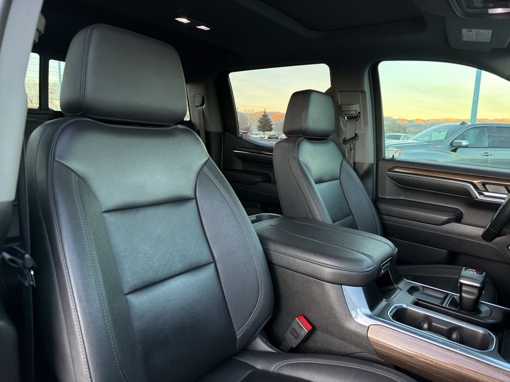 2024 Chevrolet Silverado RST