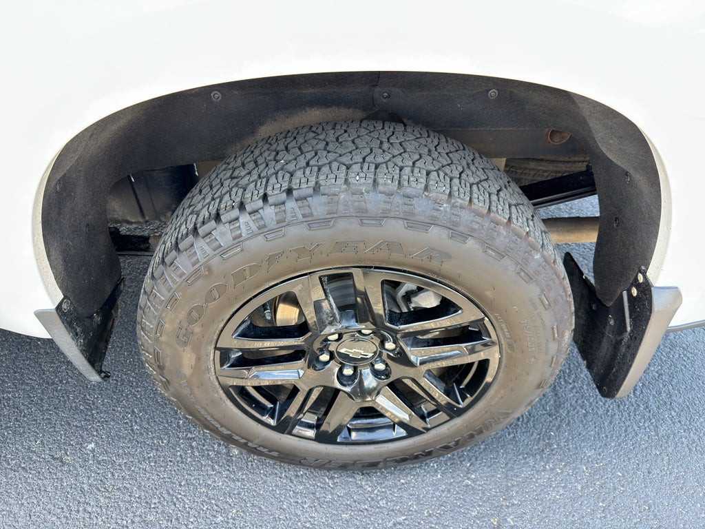 2024 Chevrolet Silverado RST