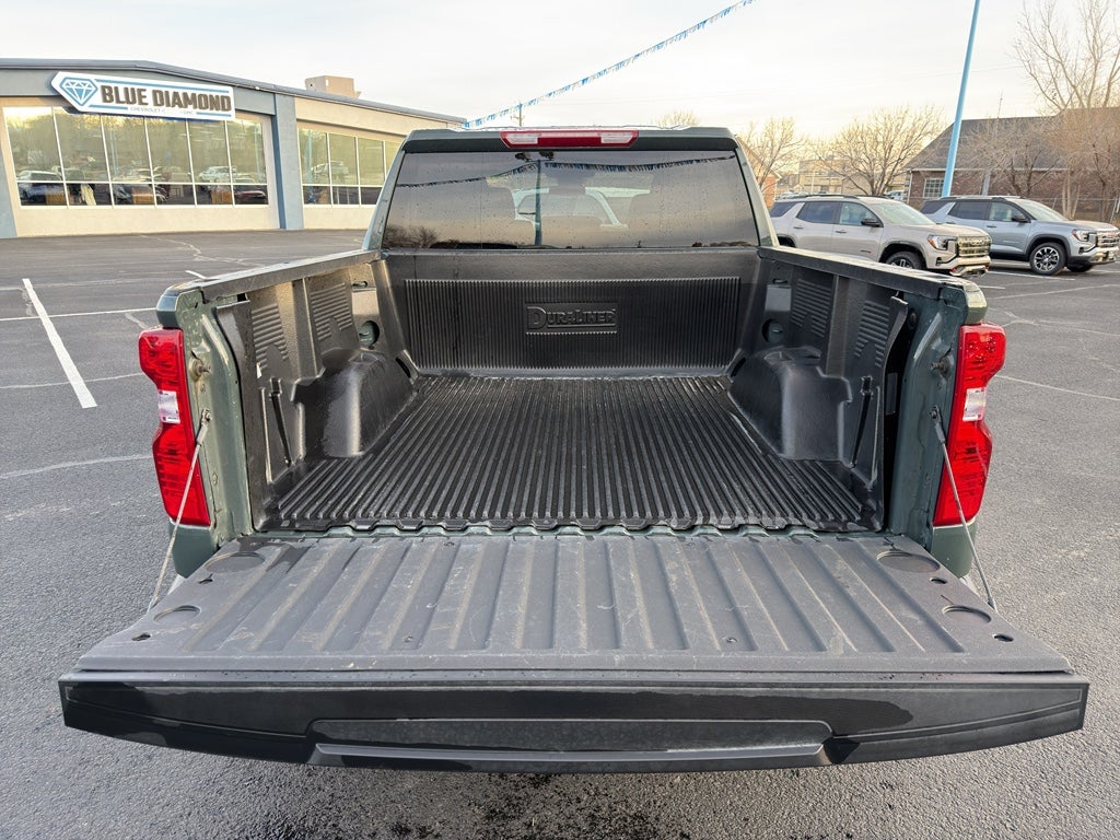 2025 Chevrolet Silverado LT