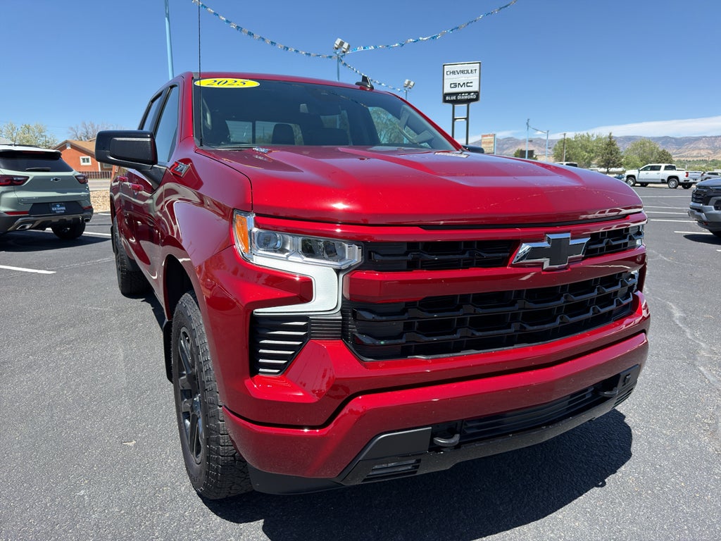 2025 Chevrolet Silverado RST