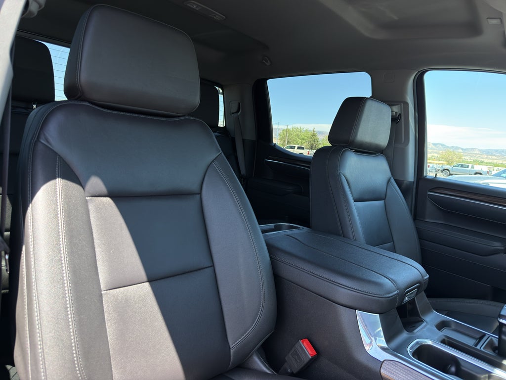 2025 Chevrolet Silverado RST