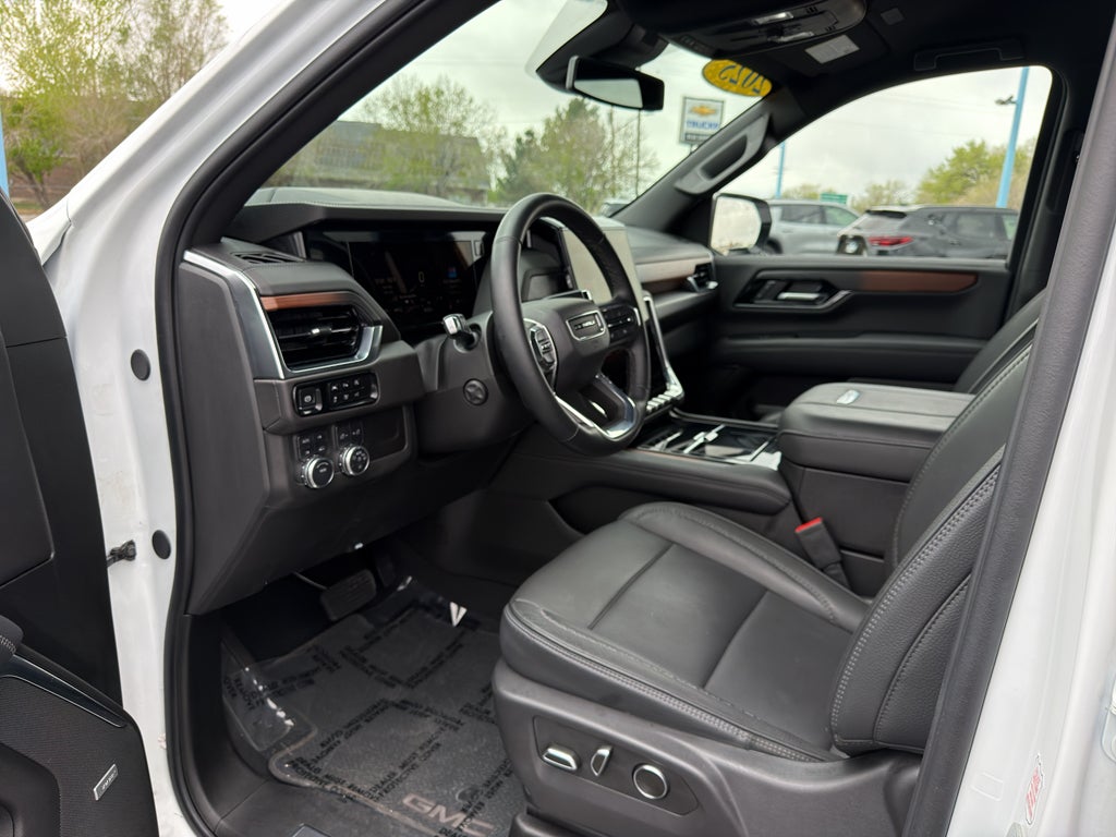 2025 GMC Yukon XL Denali