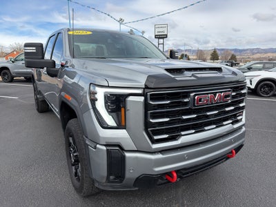 2025 GMC Sierra AT4