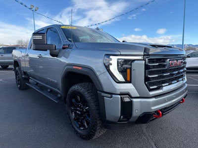 2025 GMC Sierra AT4
