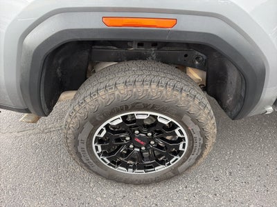 2026 GMC Canyon 4WD AT4