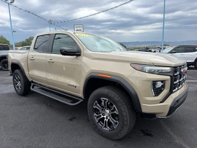 2024 GMC Canyon 4WD AT4