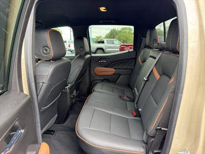 2024 GMC Canyon 4WD AT4