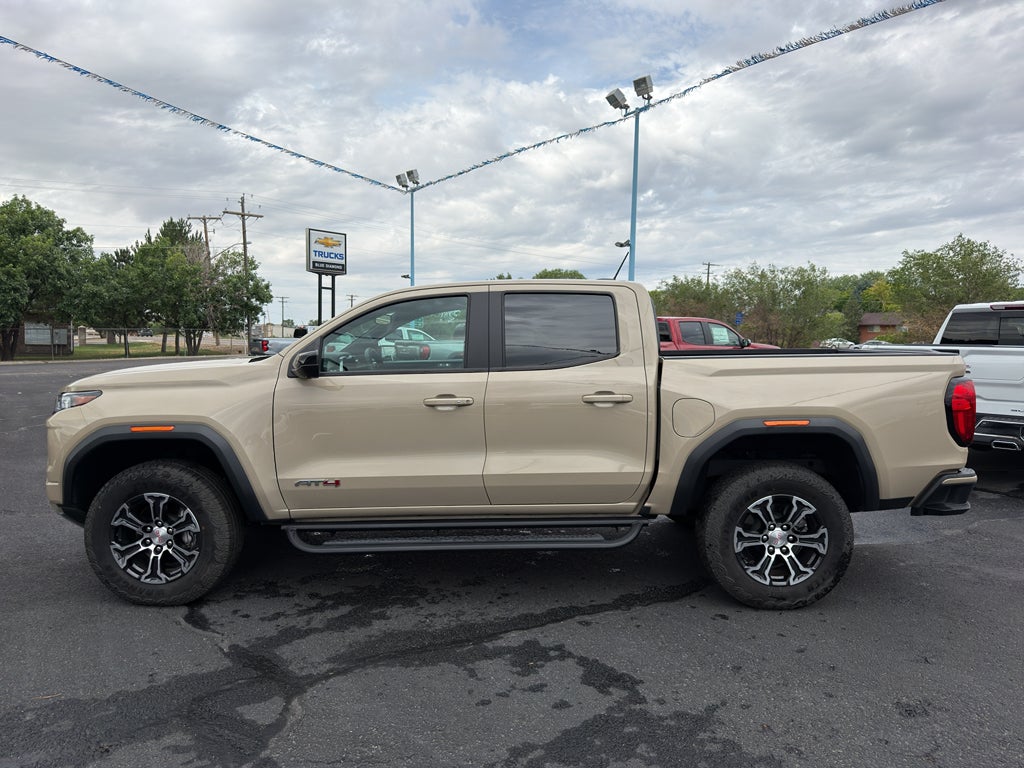 2024 GMC Canyon 4WD AT4