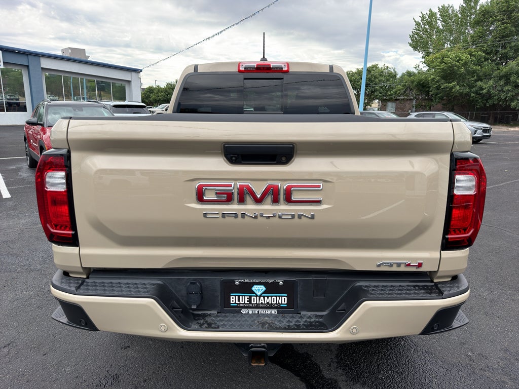2024 GMC Canyon 4WD AT4