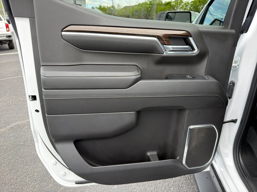 2024 GMC Sierra Elevation