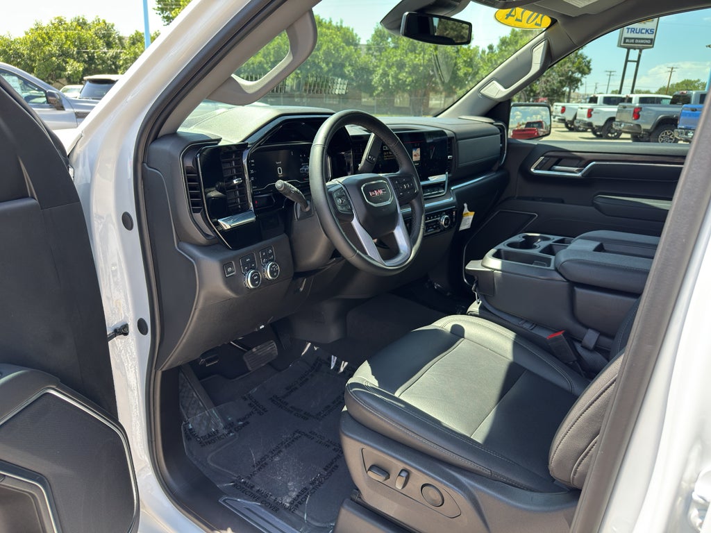 2024 GMC Sierra SLT
