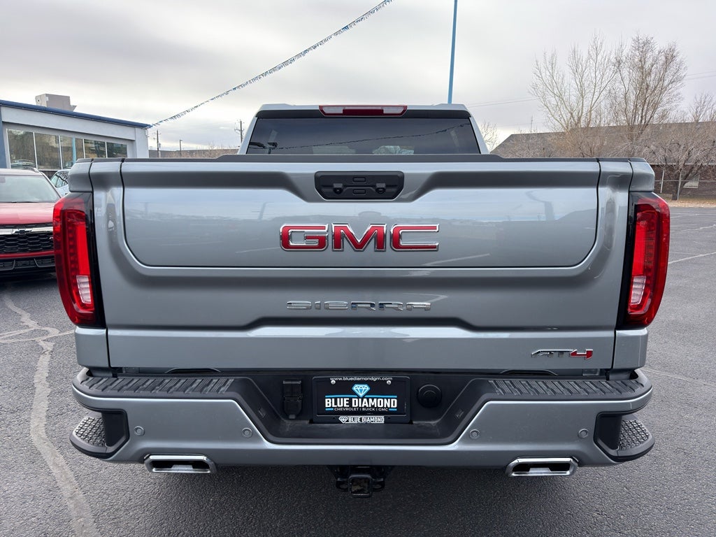 2025 GMC Sierra AT4