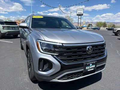 2025 Volkswagen Atlas Cross Sport 2.0T SE w/Technology