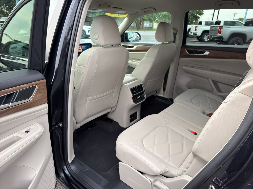 2026 Volkswagen Atlas 2.0T SE