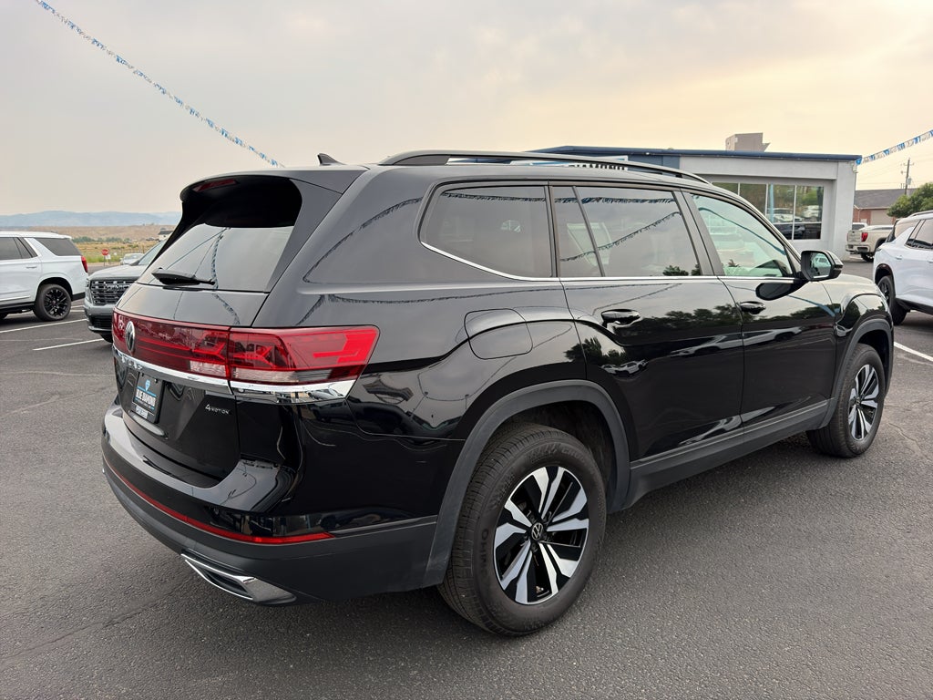 2026 Volkswagen Atlas 2.0T SE