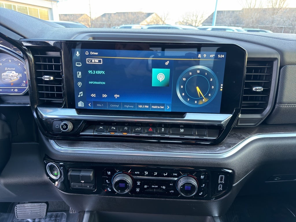 2025 Chevrolet Silverado LTZ