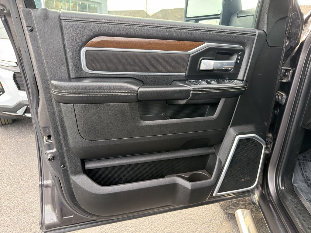 2023 RAM 2500 Laramie