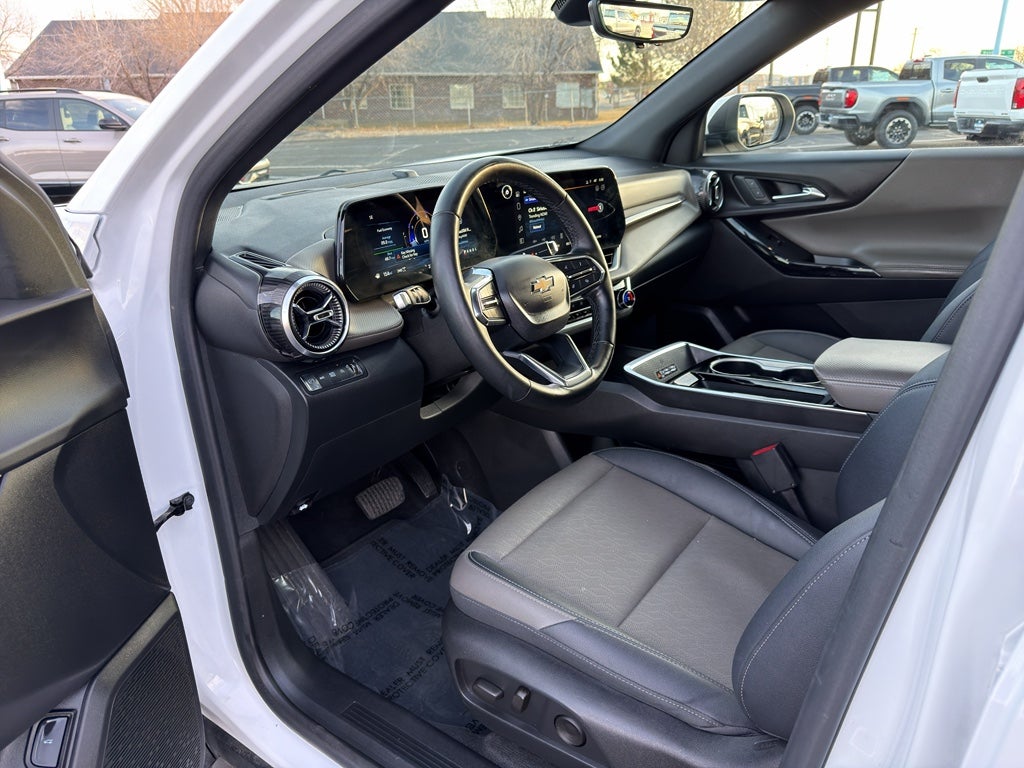 2025 Chevrolet Equinox AWD LT